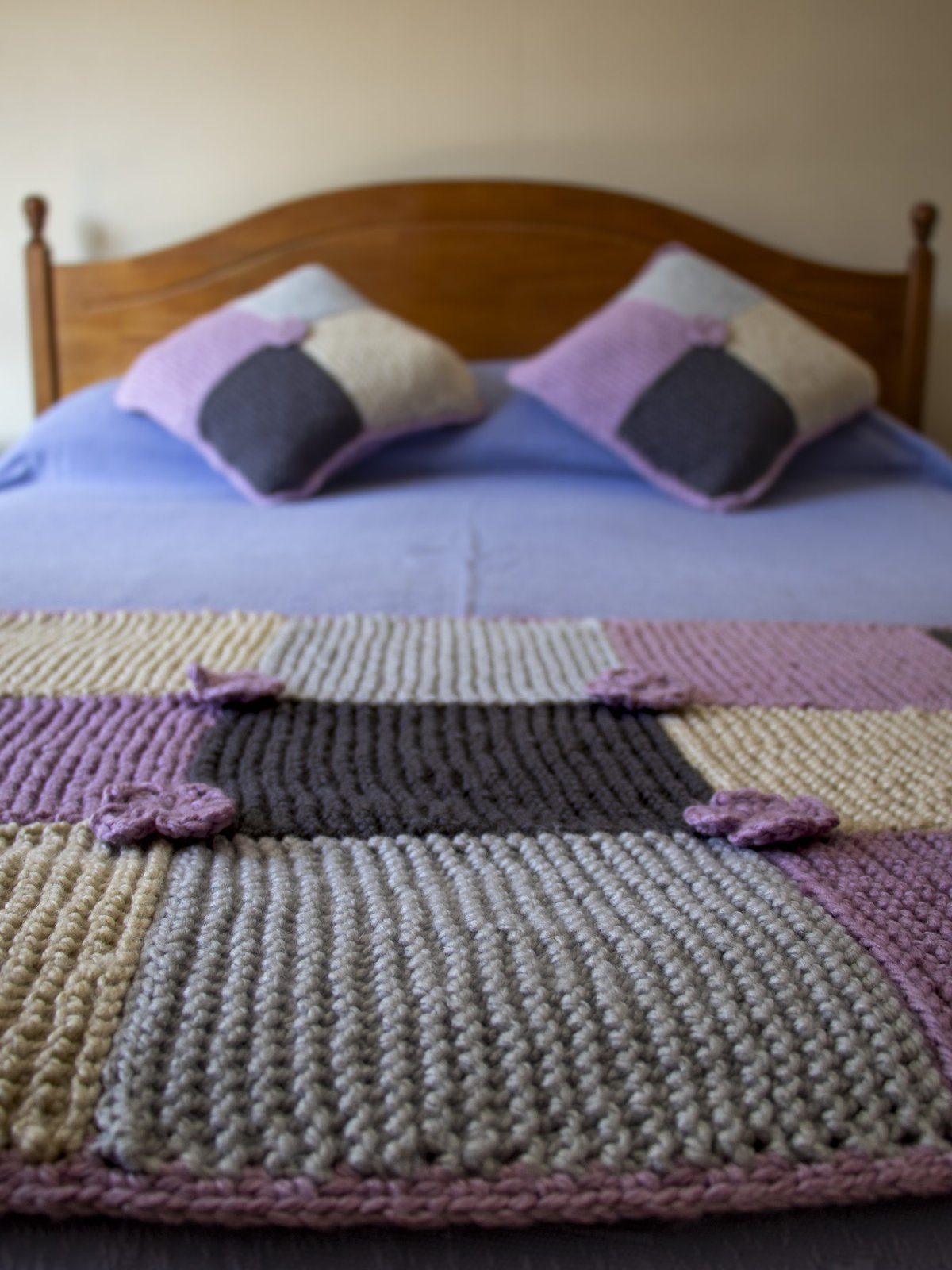 Conjunto Exclusivo de Piecera 2 Plazas y Cojines - Imagen 4